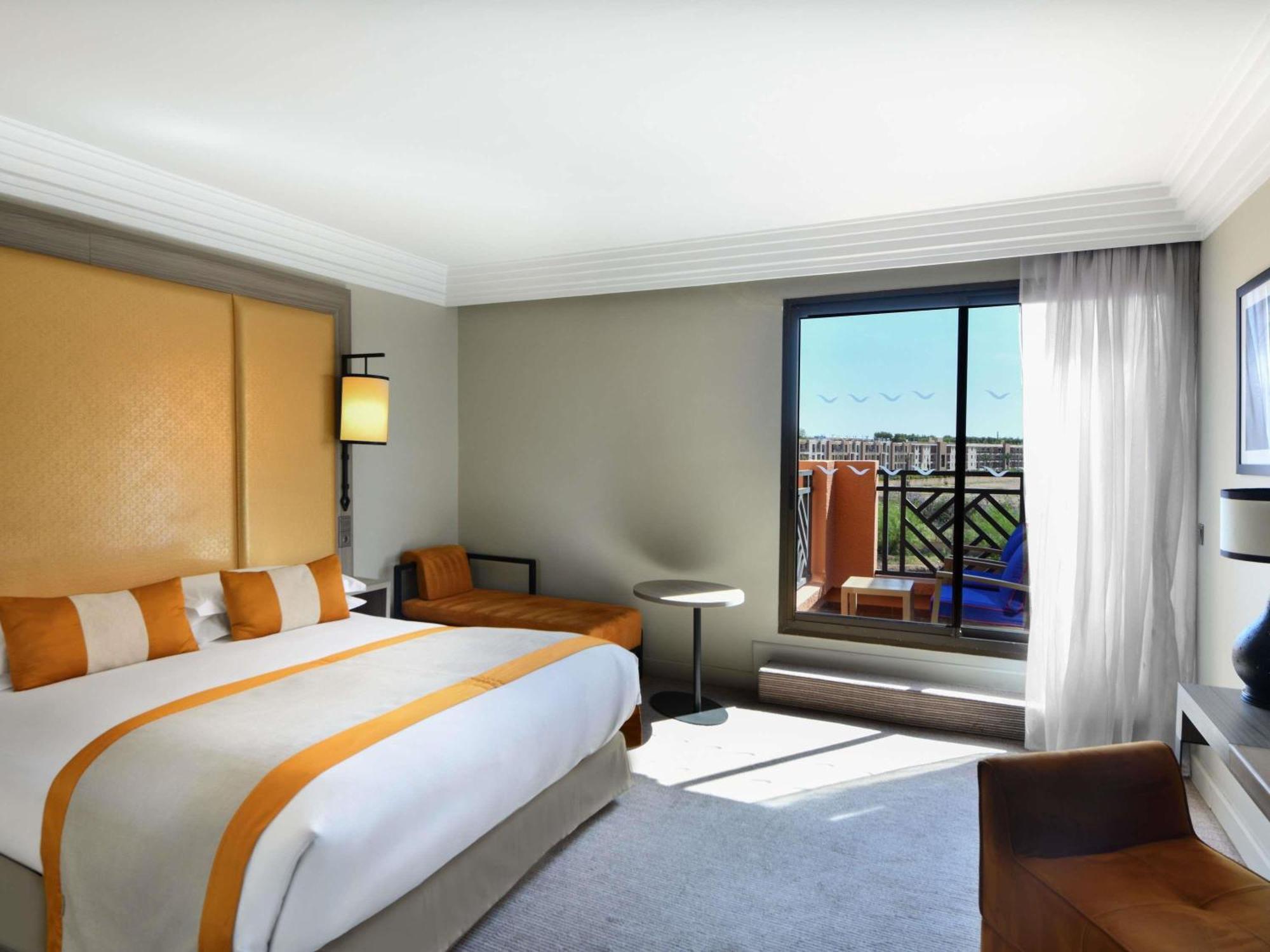 Superior King Room
