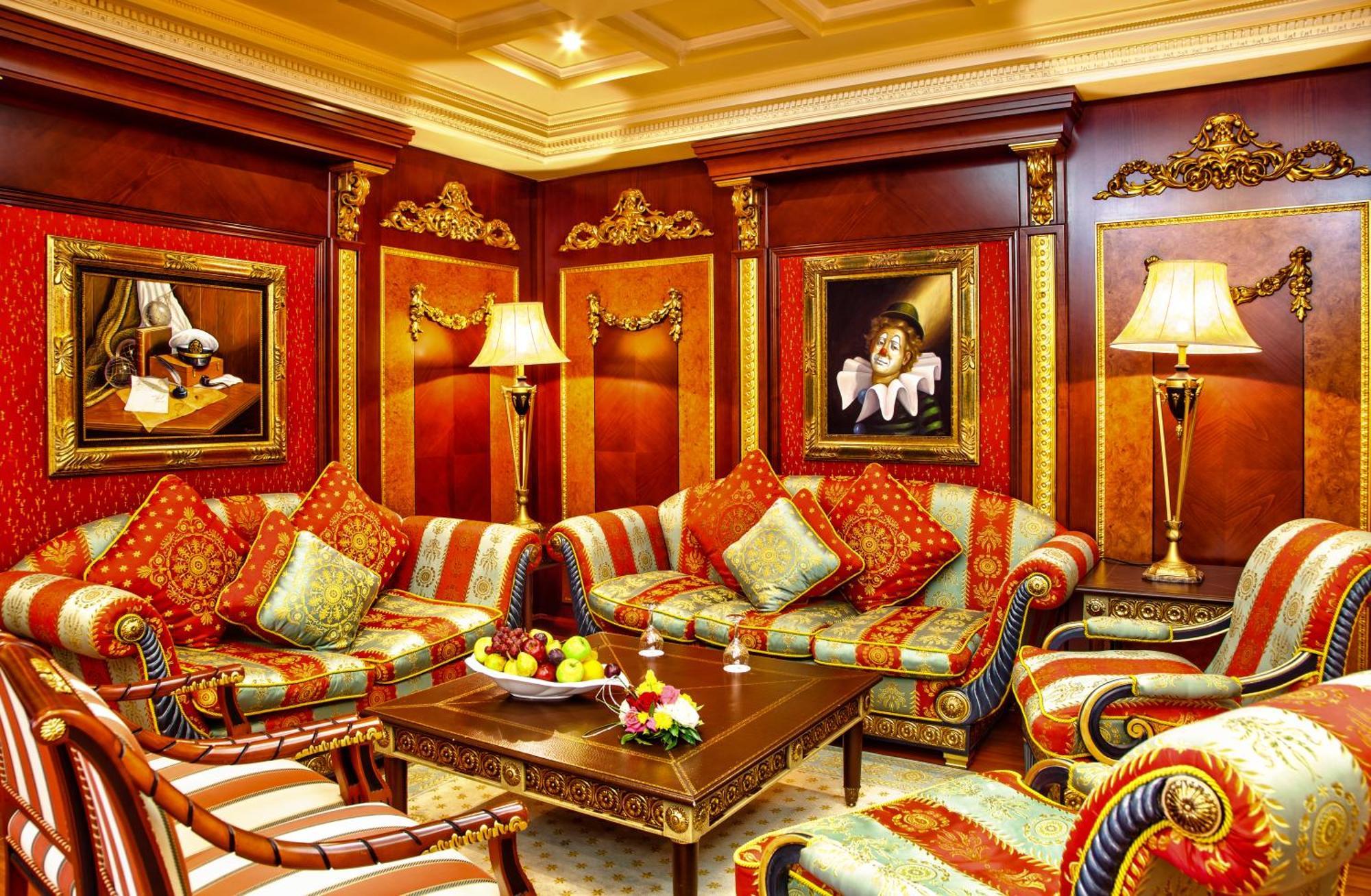 Royal Suite